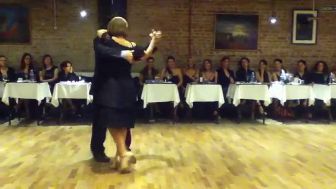 Bailaron Norma B. Zugasti & Hector N. Pellozo, en la milonga Los Cachirulos. Part.5 – 04/07/15